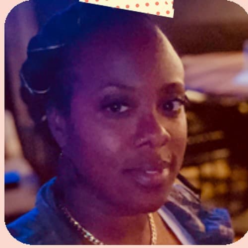Sienna Dunn, Mother, Student & Friend